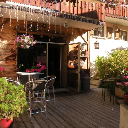 Hotel Les Bains 3*