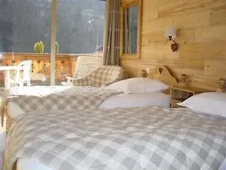 Les Bains 3*